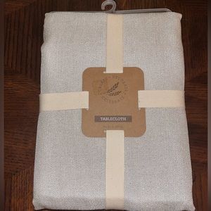 Shimmery Beige Tablecloth w/Gold Accent